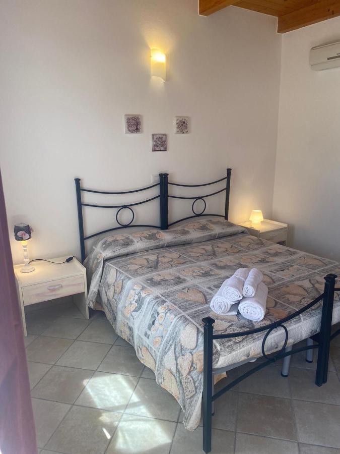 B&B Due Coste Порто-Конте Экстерьер фото
