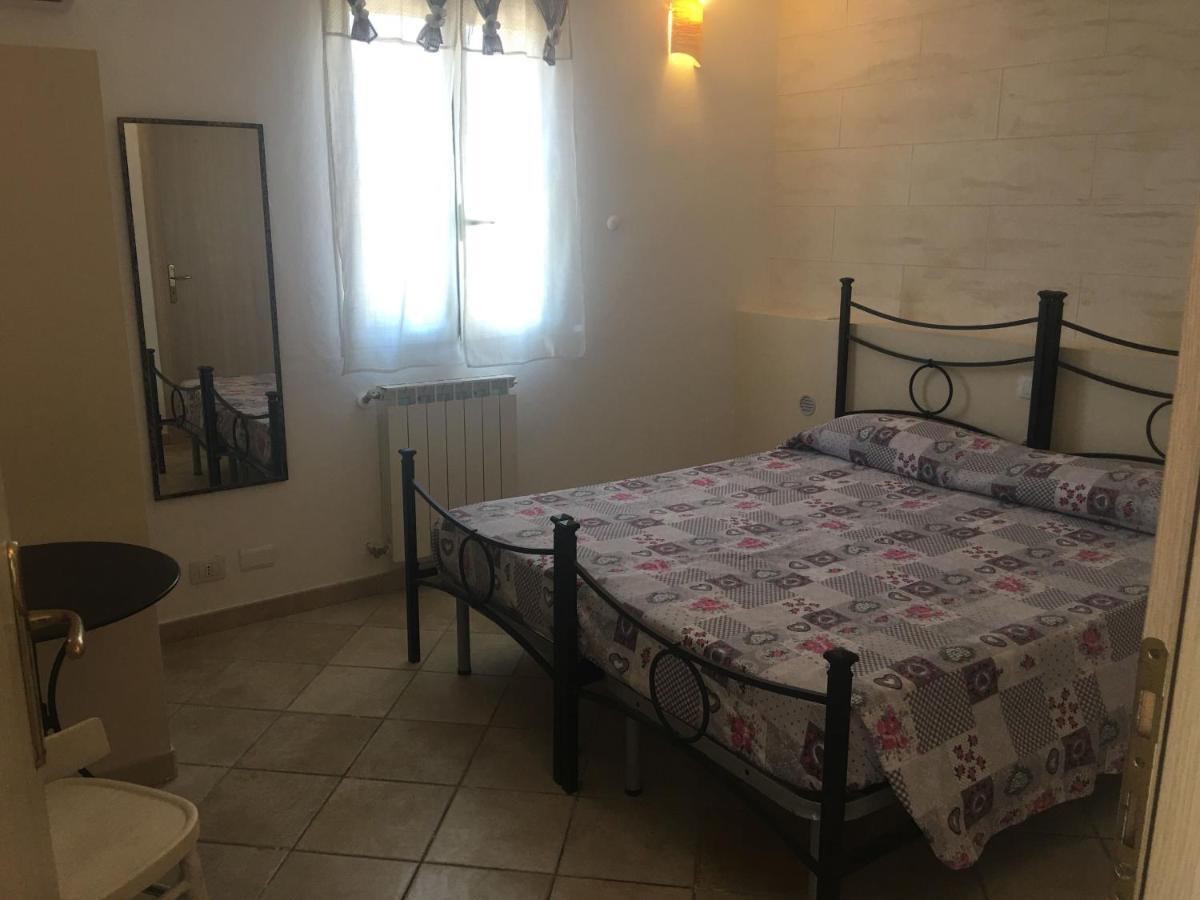 B&B Due Coste Порто-Конте Экстерьер фото